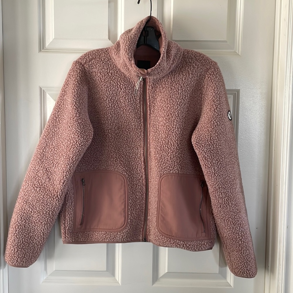 Vuori Alpine Sherpa Jacket